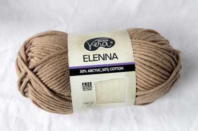 A ball of Moda Vera Elenna yarn