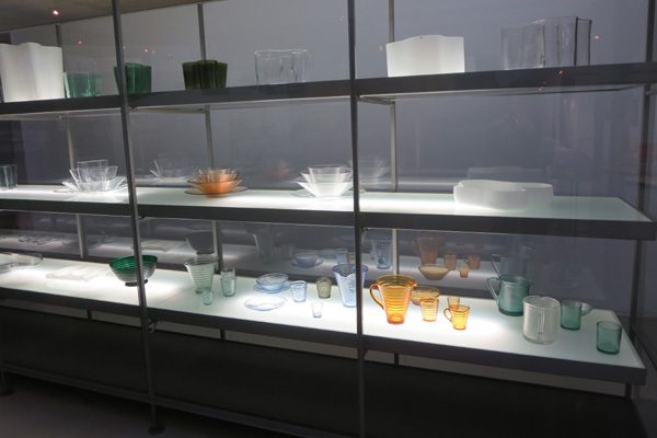 A cabinet containing glassware designed by Alvar Aalto