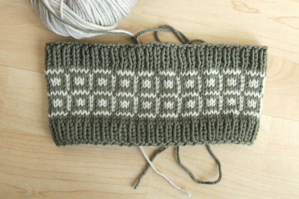 Stranded knit headwarmer