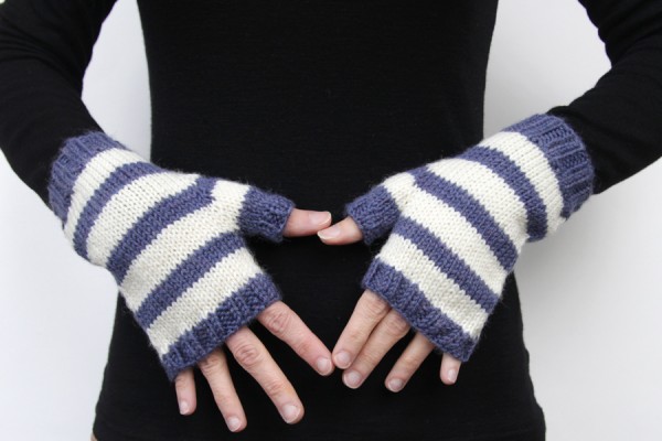 Blue and white stripe wool fingerless mittens
