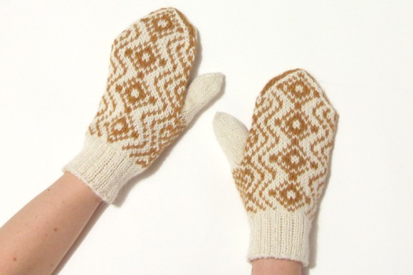 Top of the hand of stranded knitting mittens